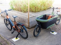 Cordless E‑Bike Chargers