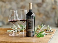 Business Class Wine Experiences