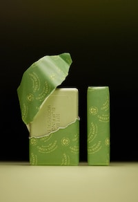 Banana-Inspired Shower Products Image 2