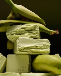 Banana-Inspired Shower Products Image 4