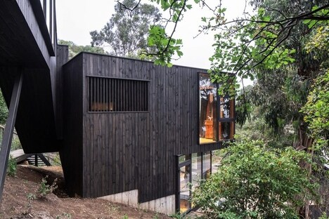 Chilean Hillside Retreats