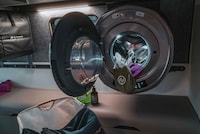 Duplex-Style Camper Vans Image 3