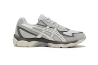 Futuristic Heritage Runners Image 2
