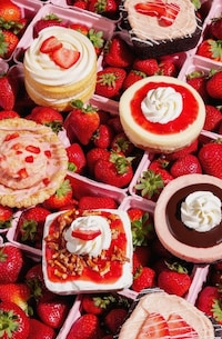 Strawberry-Centric Summer Menus Image 1
