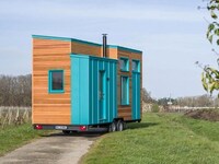 Pet-Friendly Tiny Retreats Image 3
