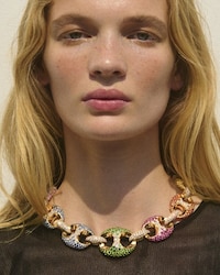Statement-Making High Jewelry Collections Image 5