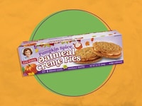 Prepackaged Autumnal Creme Pies Image 1