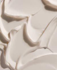 Lightweight Hydrating Skin Creams Image 4
