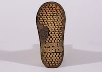 Dust-Based Soft Slippers Image 3