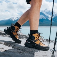 High-Performance Sleek Hiking Boots Image 6