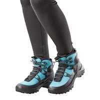 High-Performance Sleek Hiking Boots Image 8
