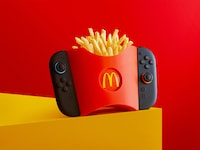 Game-Ready Fry Holders Image 5