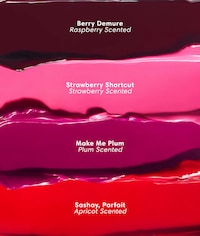 Hydrating Lip Gloss Stains Image 2