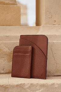 Refined Leather Accessories Image 1