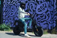Modular Electric Mopeds Image 1