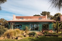 Cliffside Minimalist Retreats Image 1