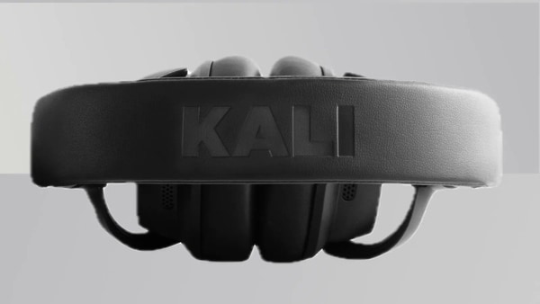 Customizable Emulation Headphones