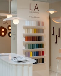 Customizable Lighting Retail Experiences Image 4