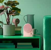 Retro-Style Tabletop Speaker Image 2