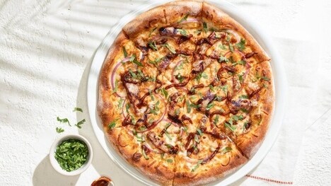 Low-Cost Artisan Pizza Promotions