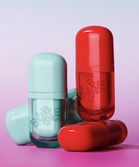 Derm-Approved Lip Serums Image 3