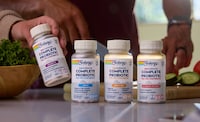 3-in-1 Probiotic Capsules Image 1