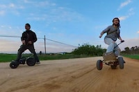 Triple-Wheeled Steel Electric Scooters Image 3