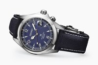 Dapper European Timepiece Models Image 3