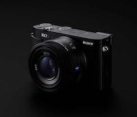 Professional Micro-Sized Camera Models Image 4