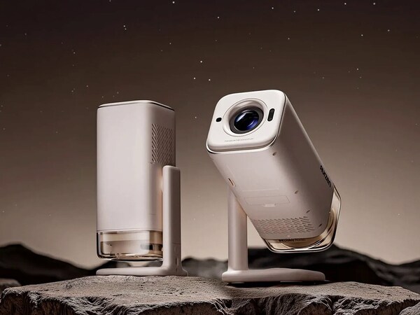 Portable Transformative Projectors
