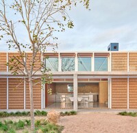 Patio-Centering Villa Designs Image 2