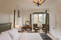 Luxurious Scottish Whisky Hotels Image 3