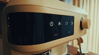 Simplistic Interface Espresso Makers Image 3