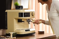 Simplistic Interface Espresso Makers Image 4