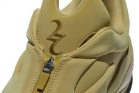 Signature Court Shoe Styles Image 2