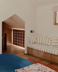 Modernist Modern Retreats
