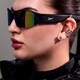 Sport-Friendly Smart Sunglasses Image 5