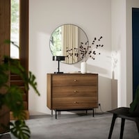 Affordable Midcentury-Inspired Home Decor Image 3