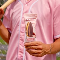 Cheesecake-Flavored Sunflower Seeds Image 1