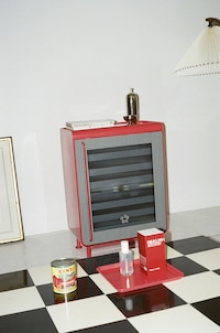 Late-Summer Statement Home Sprays