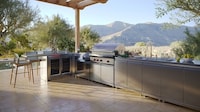 Refined Outdoor Fixtures Image 3