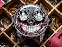 Carbon-Fiber Character Watch Image 2