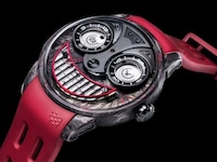 Carbon-Fiber Character Watch Image 3