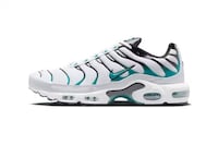 Bold Tonal Sneaker Revivals Image 2