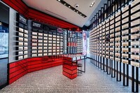 Digitally Enhanced Shopping Experiences Image 2