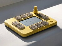 Display-Integrated Palm-Side Pads Image 1