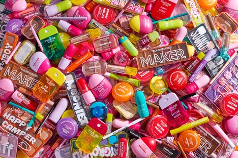 Play-Centered Color Cosmetics