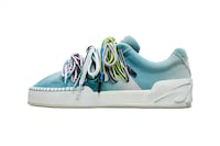 Heritage-Inspired Bold Sneakers Image 1