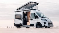 Pop-Up Multi-Room Camper Vans Image 1