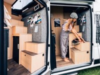 Pop-Up Multi-Room Camper Vans Image 8